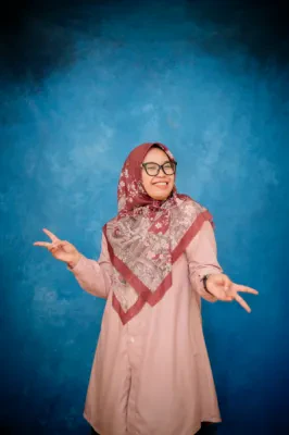 LATIFATUL MUNAWAROH, S.Pd